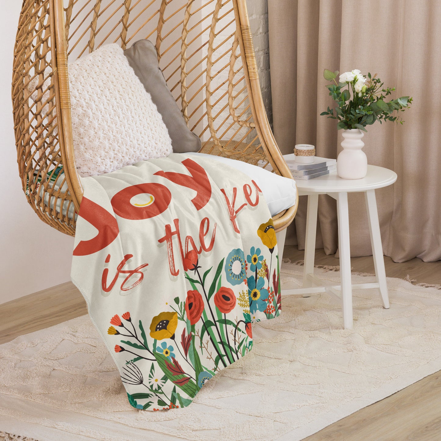 JOY is the key in der Blumenwiese - Sherpa-Decke