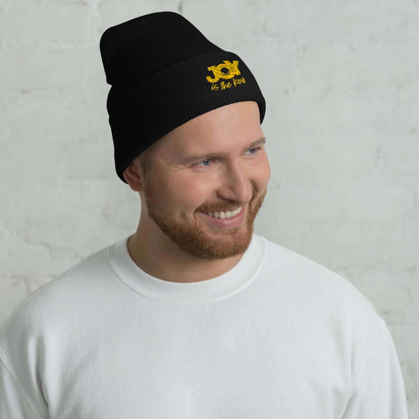 JOY is the key - Beanie, bestickte Strickhaube mit Umschlag